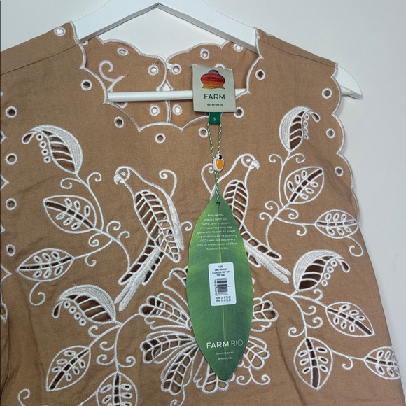 NWT Farm Rio Sand Richelieu Sleeveless Crop Top size small - Picture 5 of 6